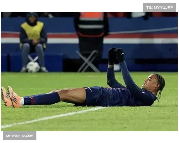 即时：巴尔科拉破门，巴黎圣日耳曼半场1-0领先摩纳哥